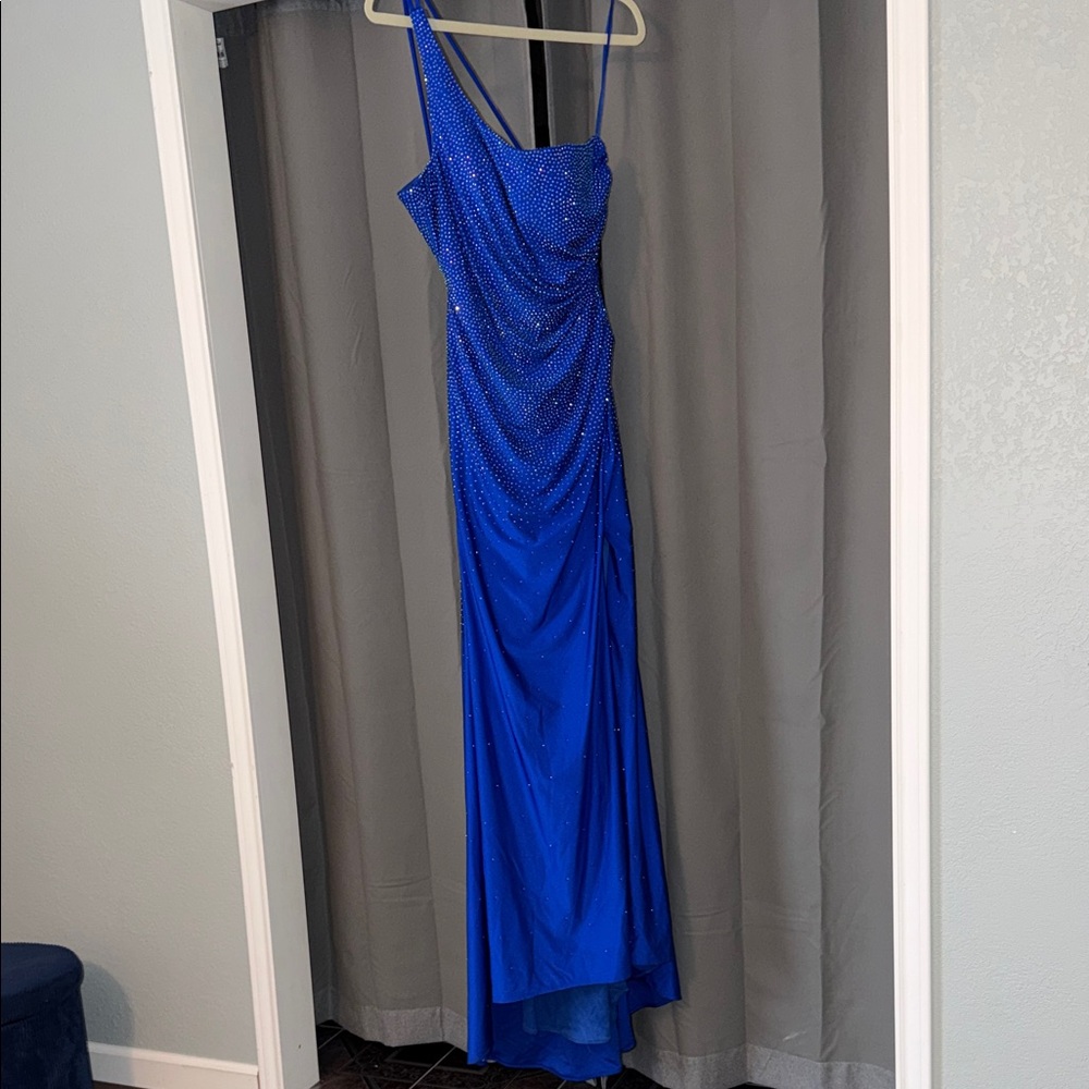 Elegant Blue Evening Gown sz14